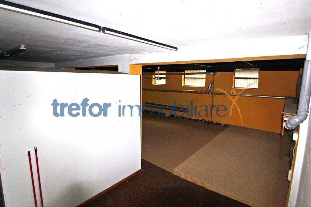 laboratorio - magazzino