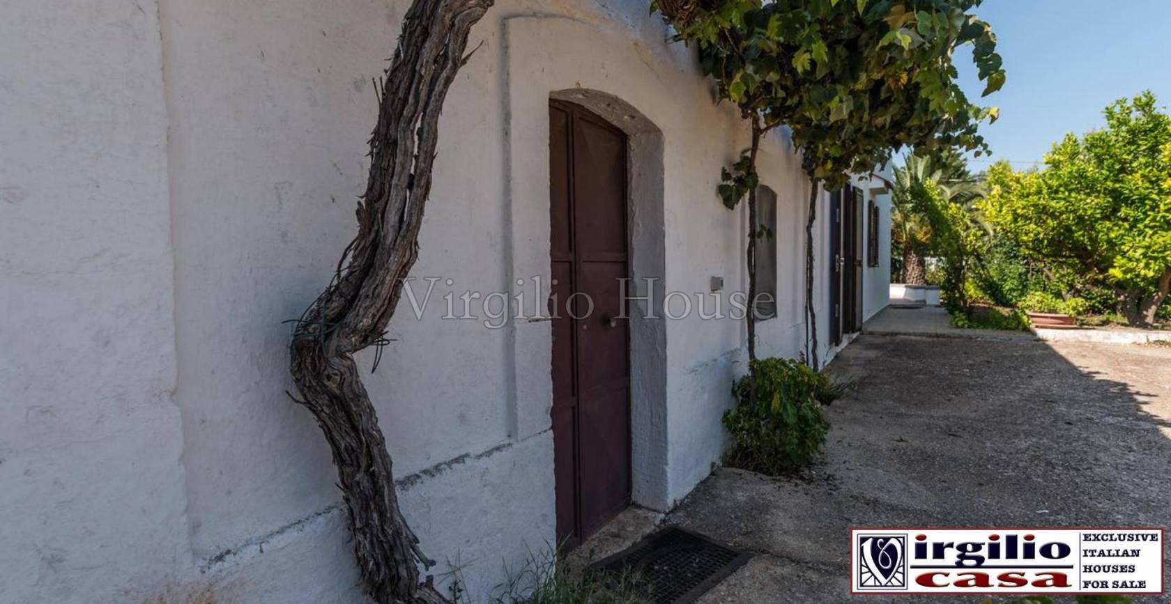 rif. lu01, Virgilio House propone in vendita a Ostuni: Descrizione dell'Immobile: L'agenzia immobiliare Virgilio Casa è lieta di presentarvi una 