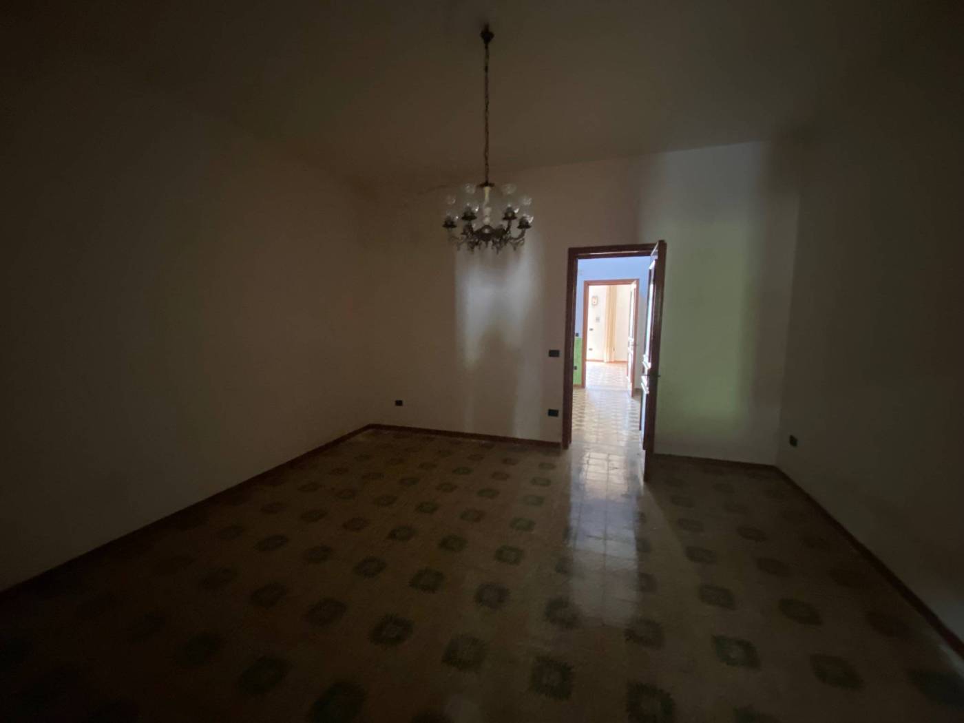 camera 9