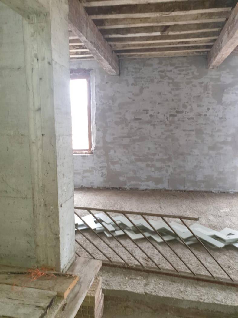 0c156c40 b870 4dbb a214 070fd93903ae