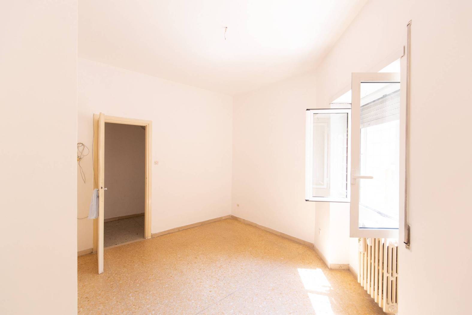 Stanza non arredata Stanza non arredata