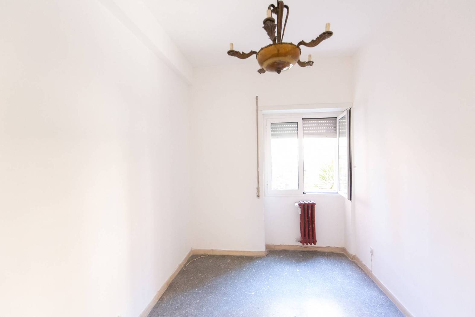 Stanza non arredata Stanza non arredata