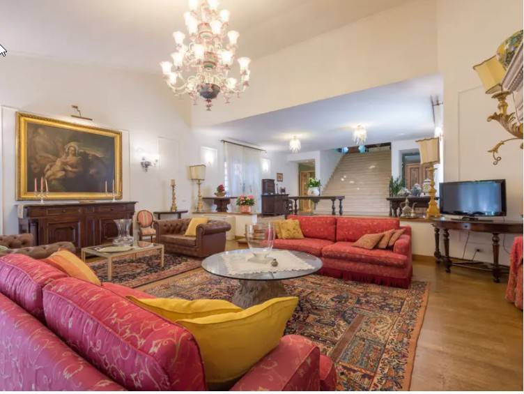 Salone