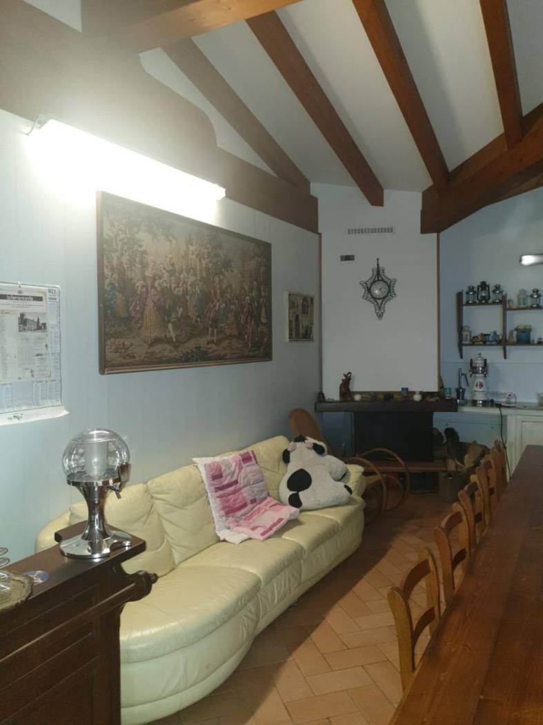 98fbeac6 7827 4eae a349 27df7d937ae4