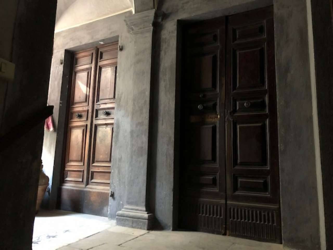 appartamento con terrazzo fivizzano centro piazza 