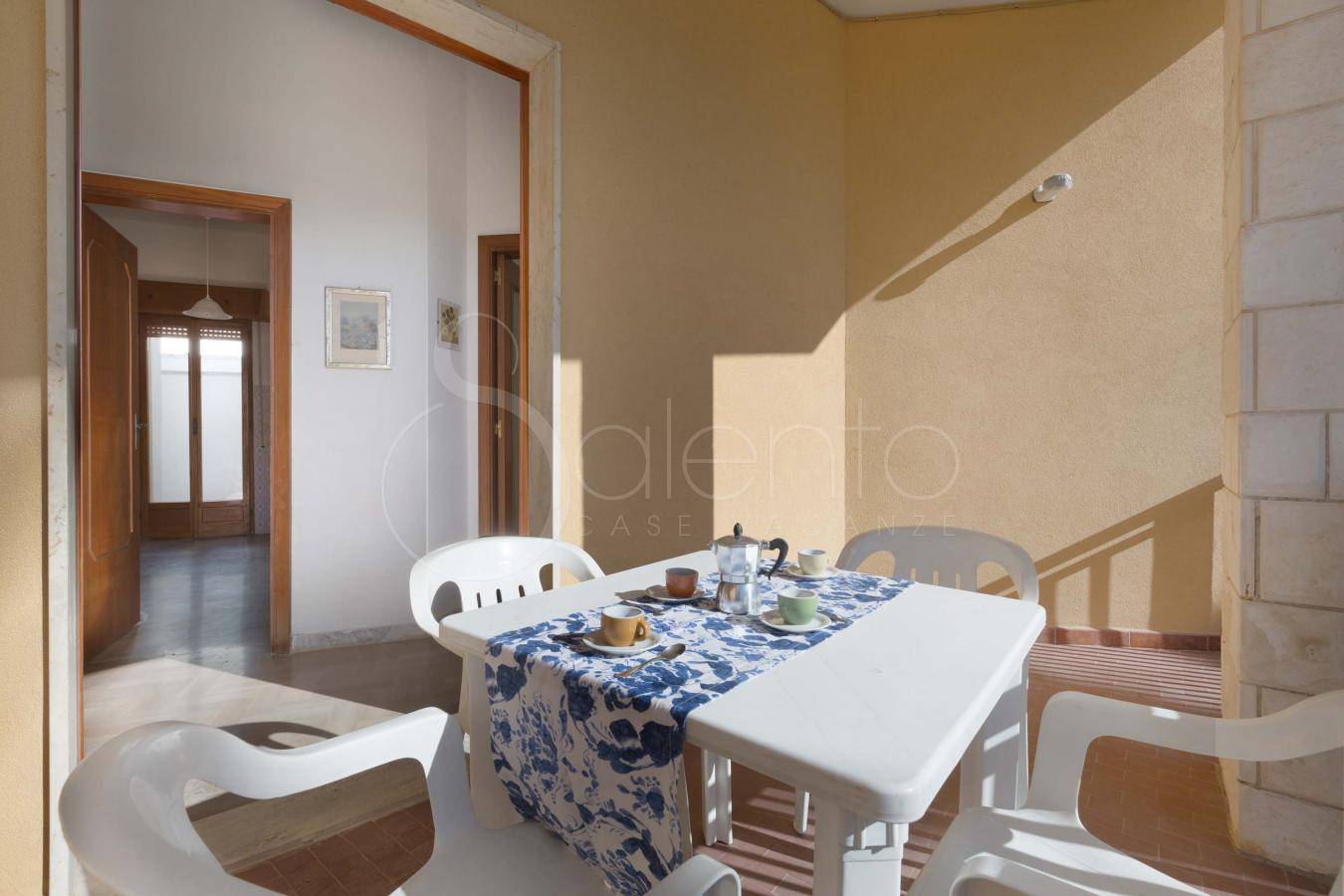 VERANDA