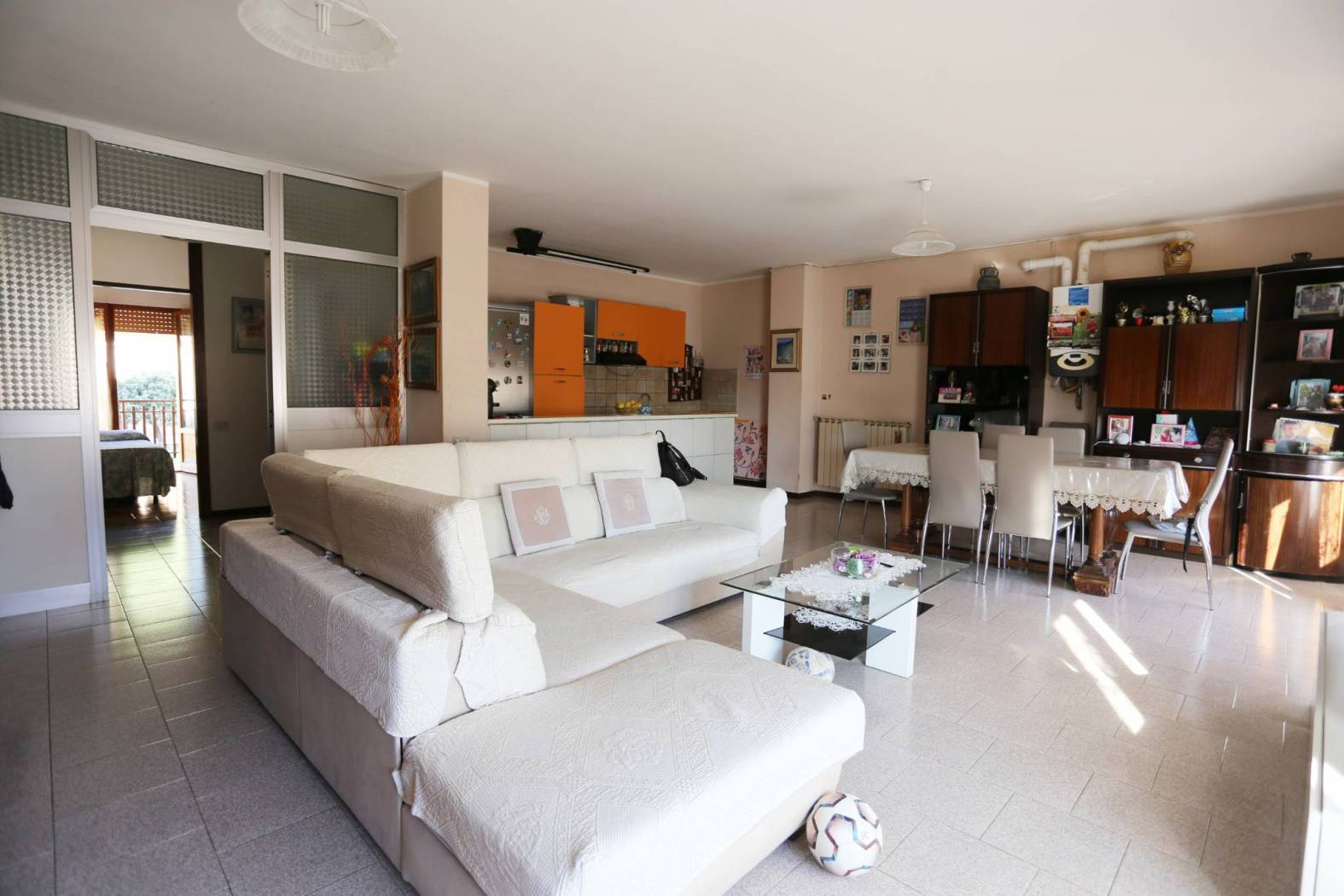 SOGGIORNO CON CUCINA