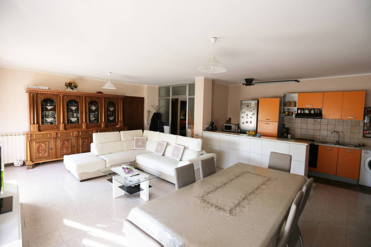 SOGGIORNO CON CUCINA