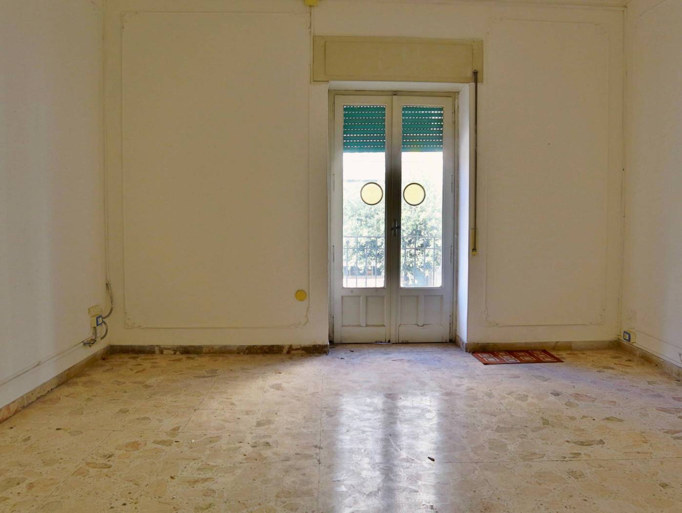 Stanza non arredata