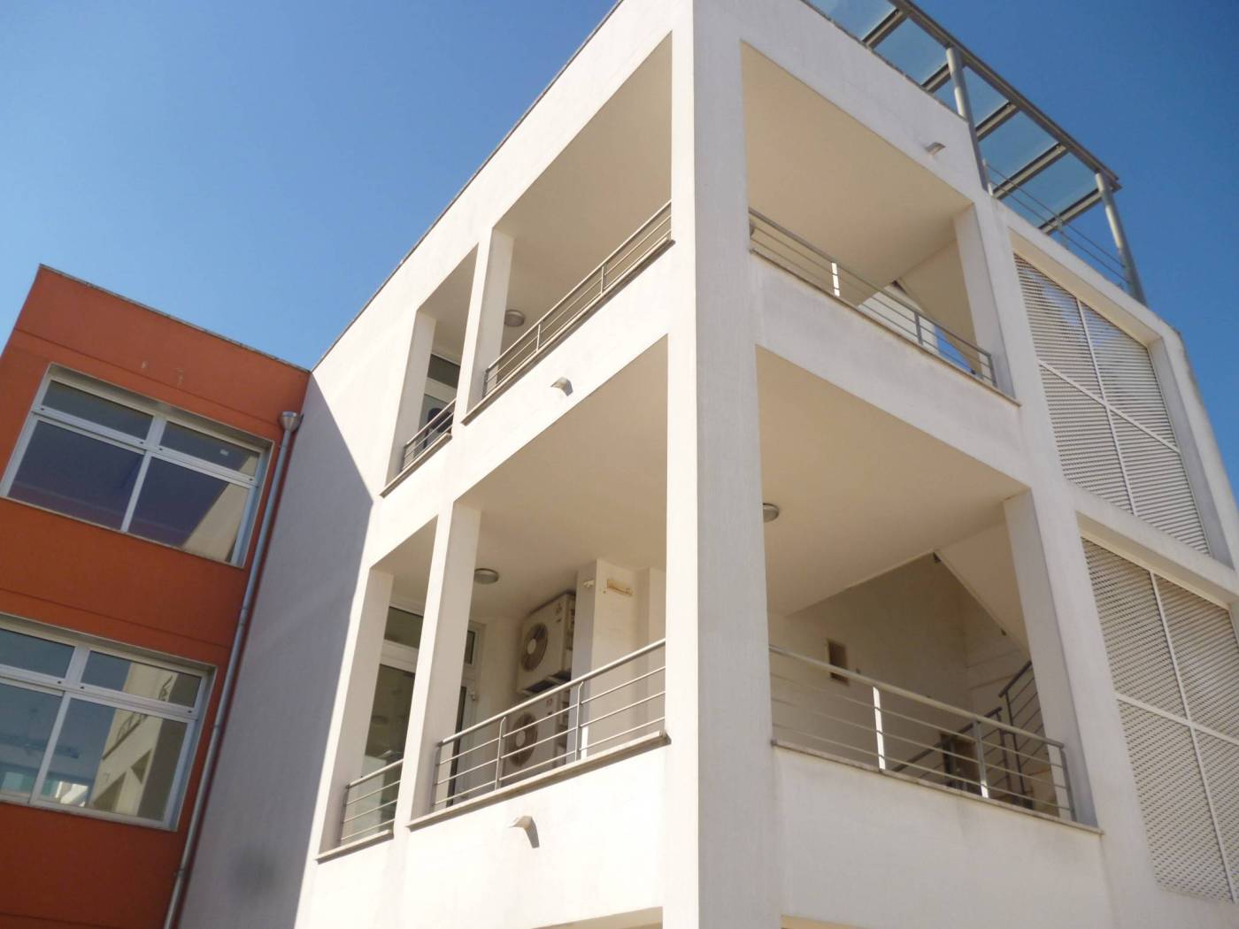 Prospetto retrostante