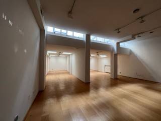 show-room show-room