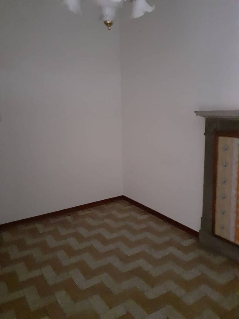 SOGGIORNO CON CAMINO