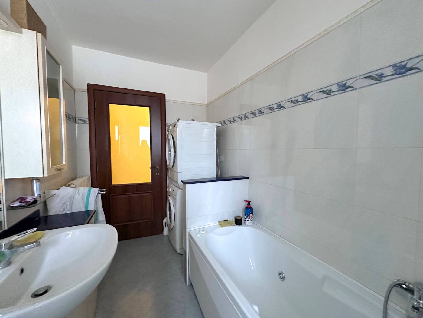 bagno primo piano