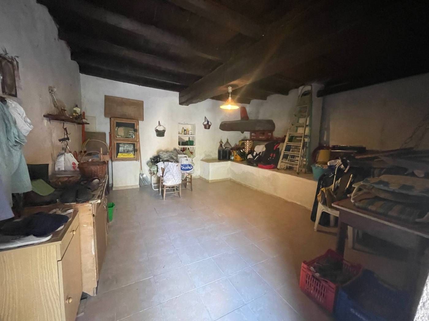 LOCALE DI SGOMBERO LOCALE DI SGOMBERO