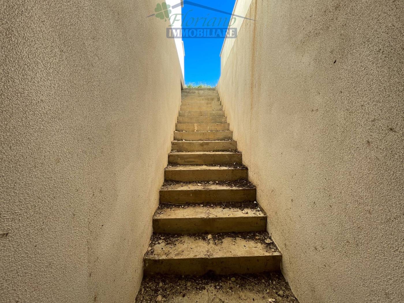 scalinata piano seminterrato