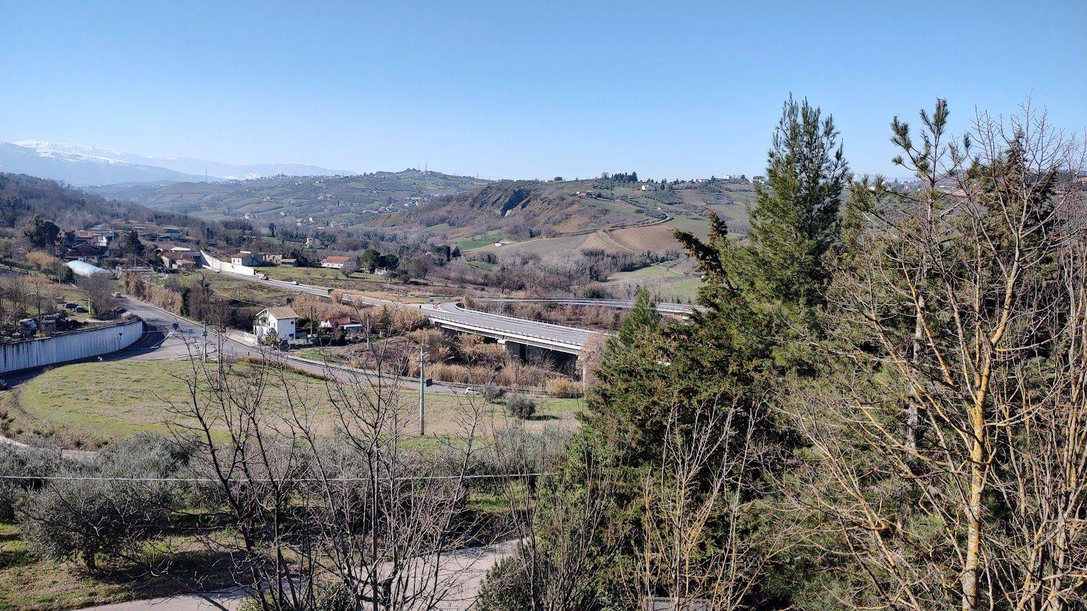 vista a montagni