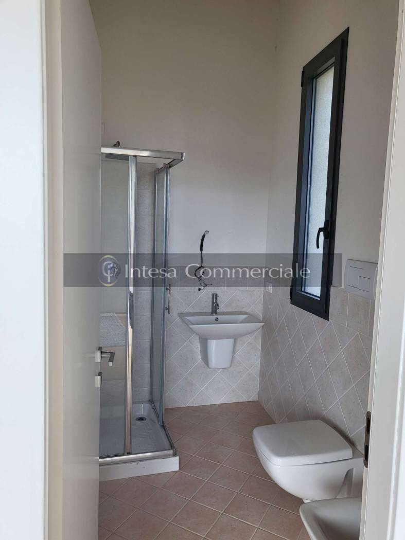 BAGNO CON DOCCIA