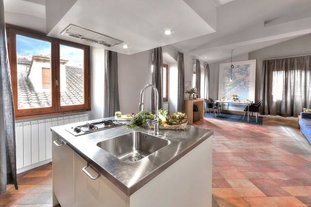 RIF. AF25LAM, FIRENZE PIAZZA DELLA REPUBBLICA, Appartamento 2,5 VANI 65 MQ. Eu. 1.600 + SPESE NO AFFITTI TURISTICI - LIBERO Via Por Santa Maria 