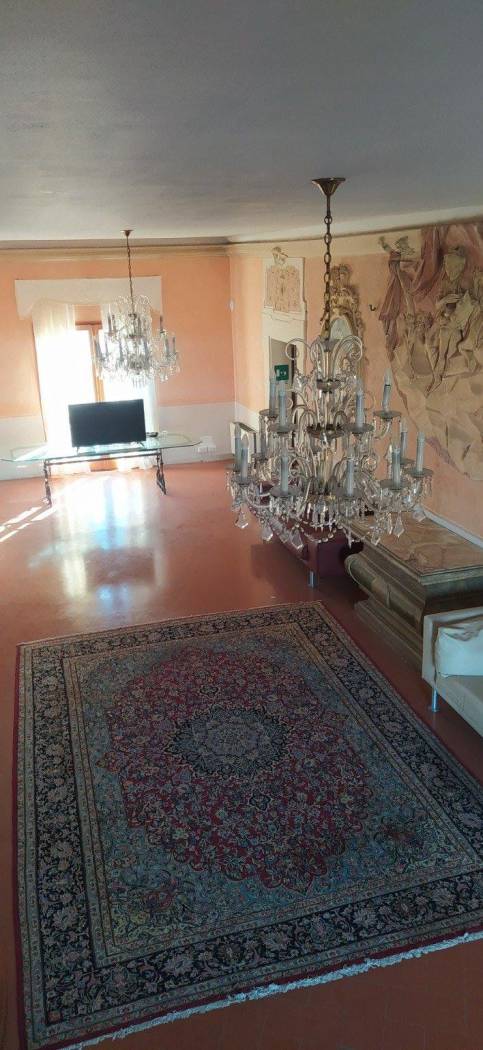 sala
