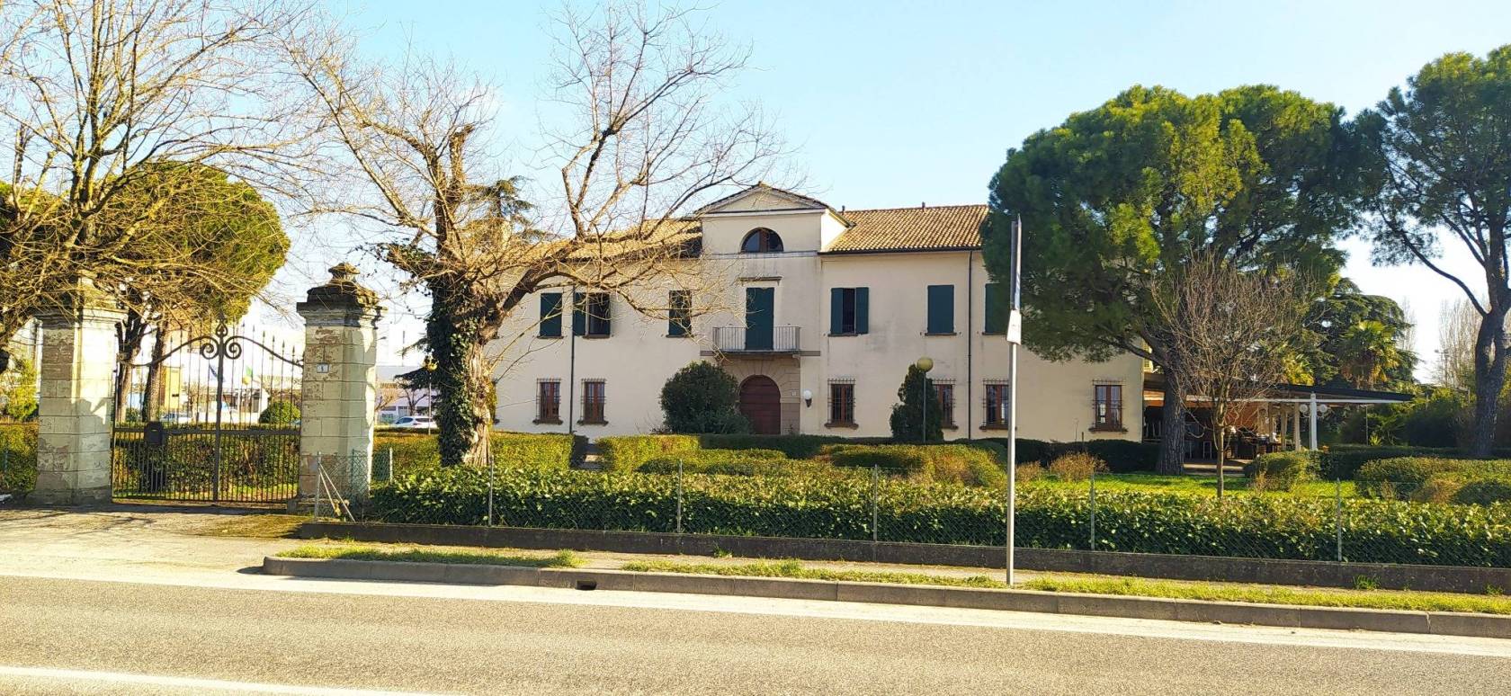 esterno