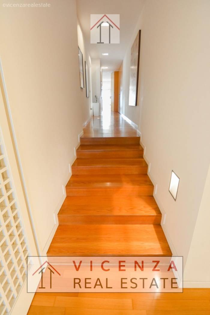 corridoio verso zona notte