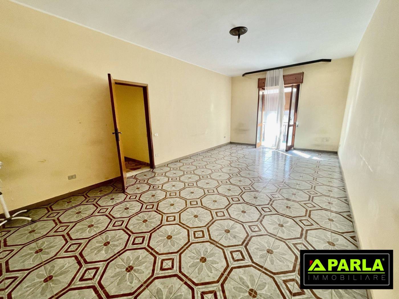 Stanza non arredata