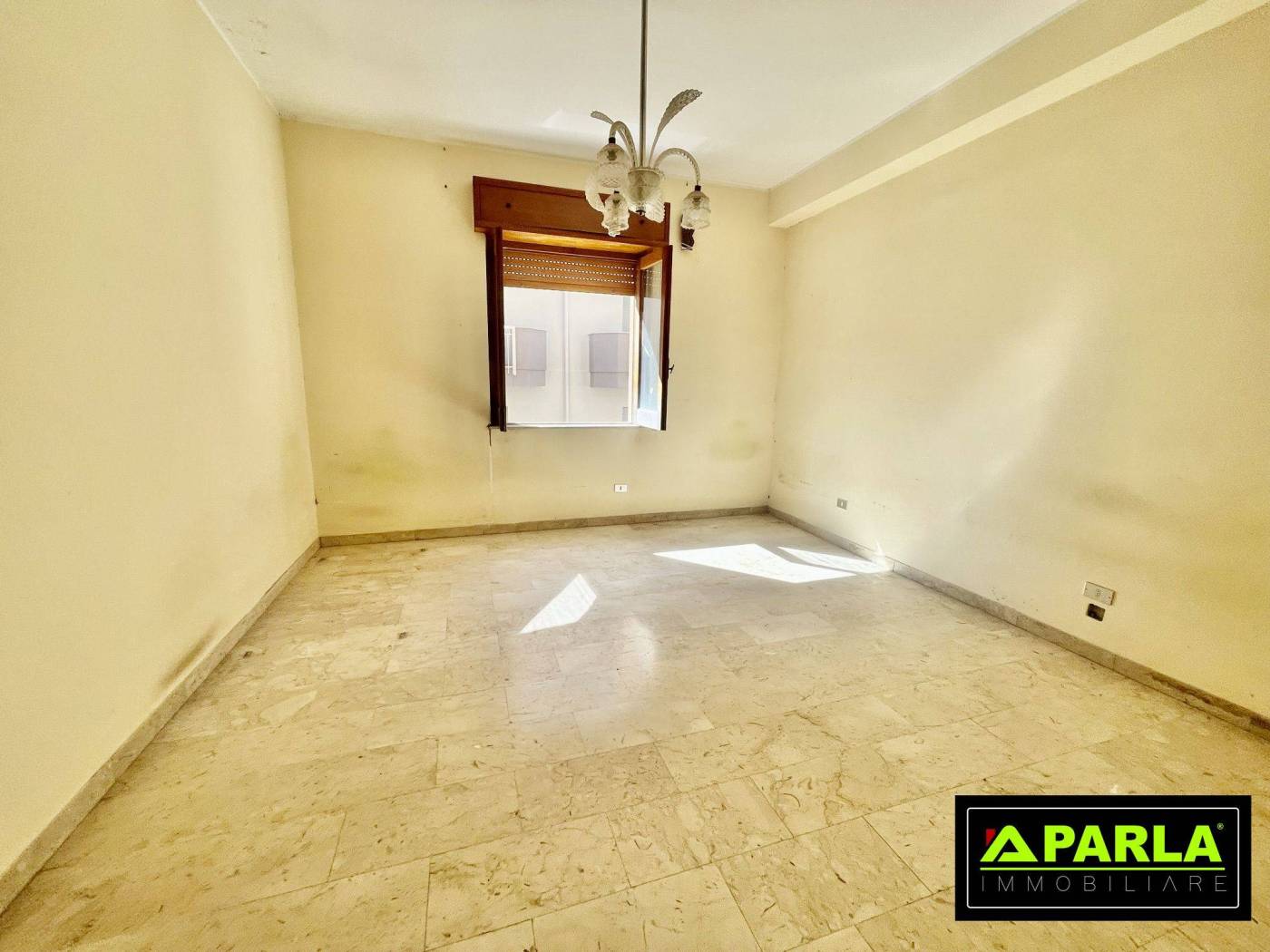 Stanza non arredata