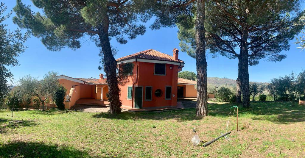 VILLA VILLA