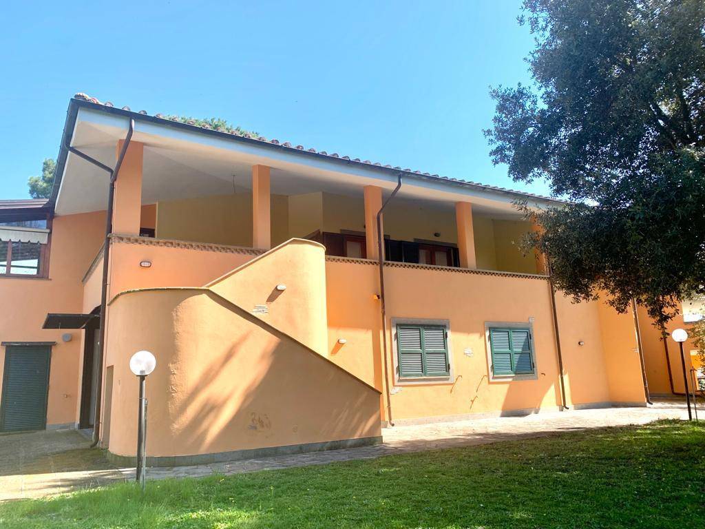 VILLA A VILLA A
