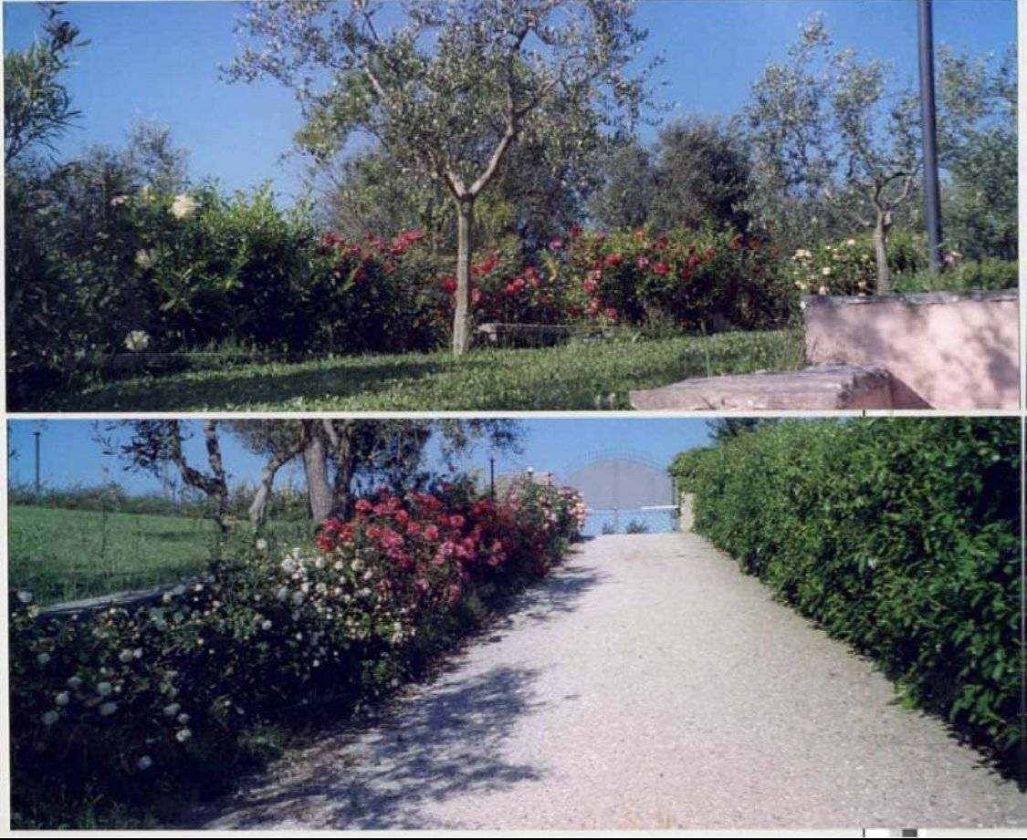Viale accesso A Viale accesso A