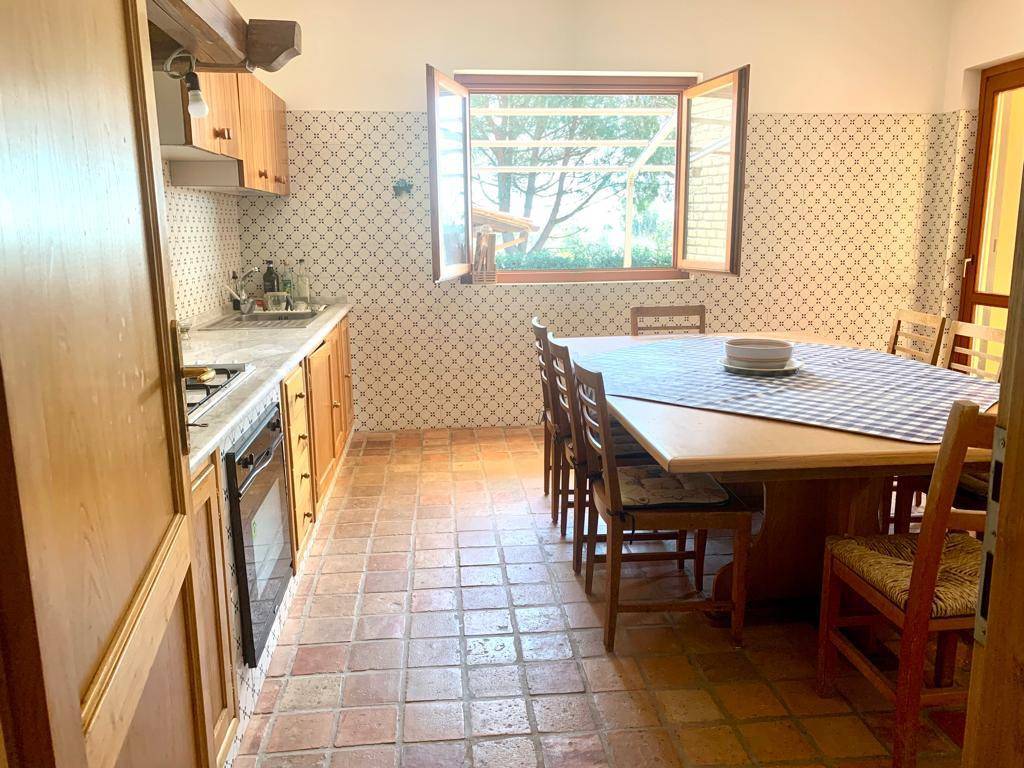 Cucina villa B Cucina villa B
