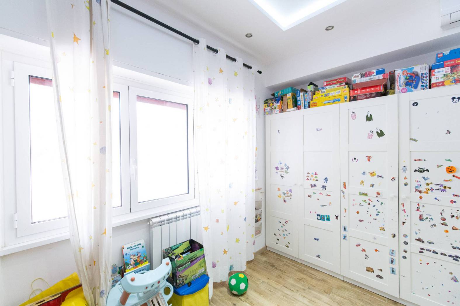 Stanza arredata Stanza arredata