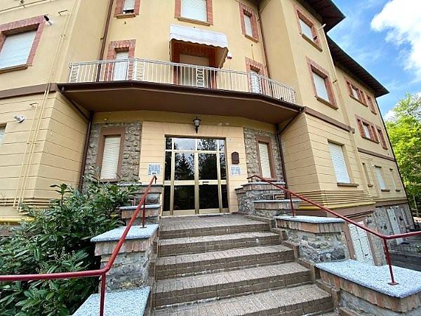 INGRESSO CONDOMINIALE INGRESSO CONDOMINIALE