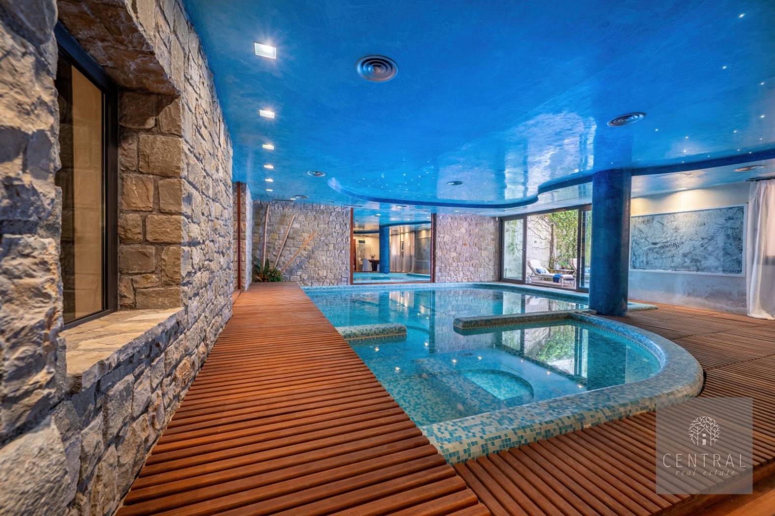 Piscina
