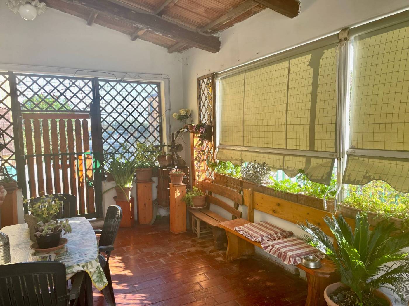 veranda