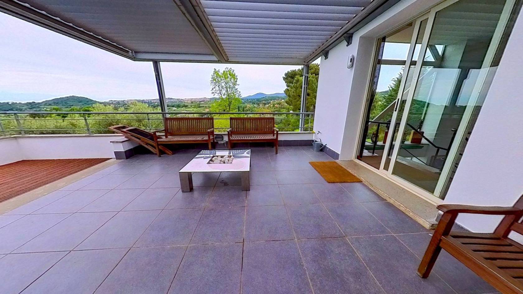 veranda