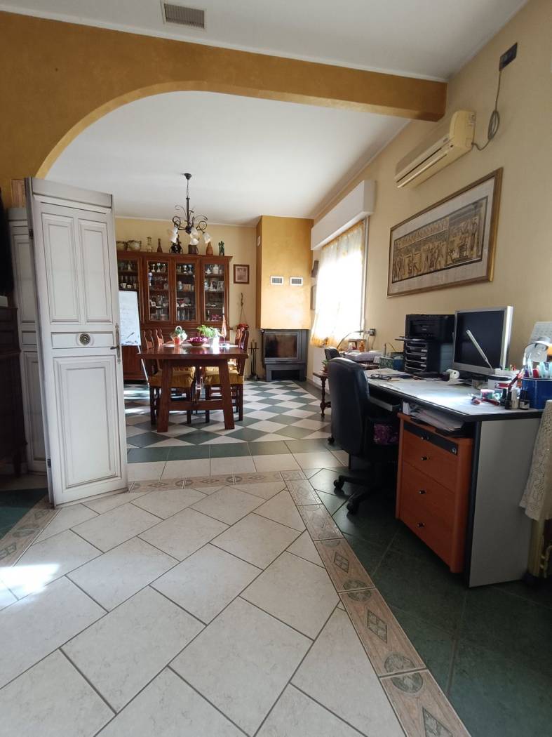 Stanza arredata Stanza arredata