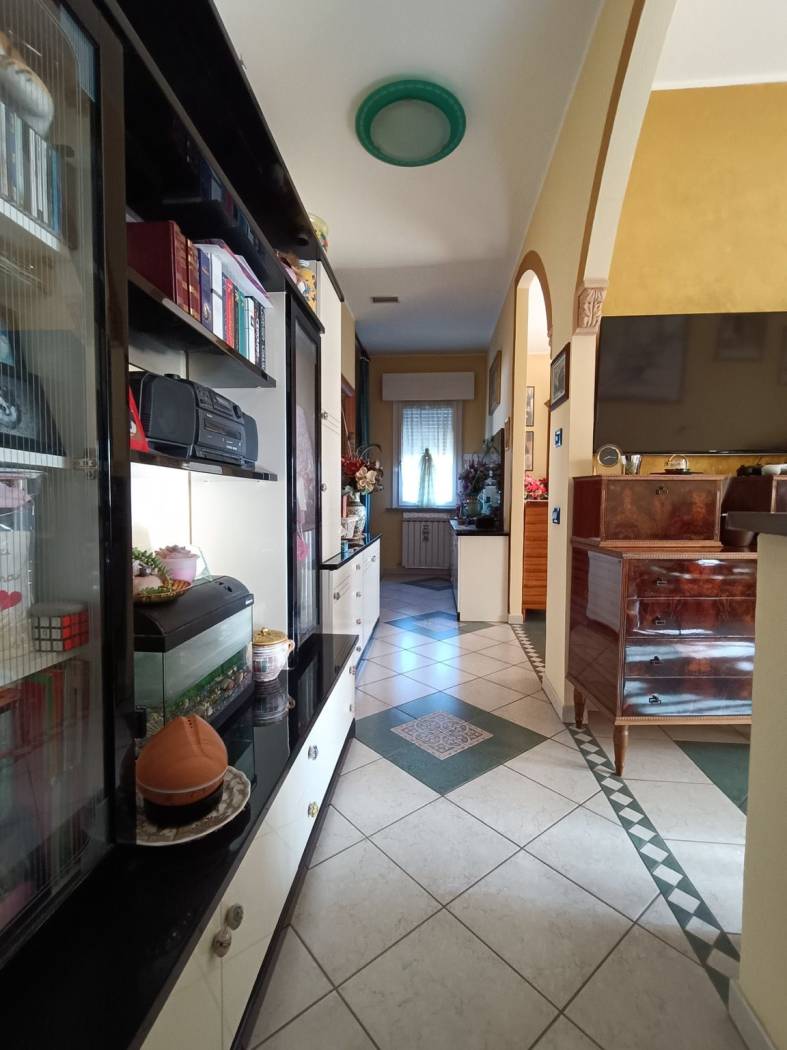 Interno non residenziale Interno non residenziale