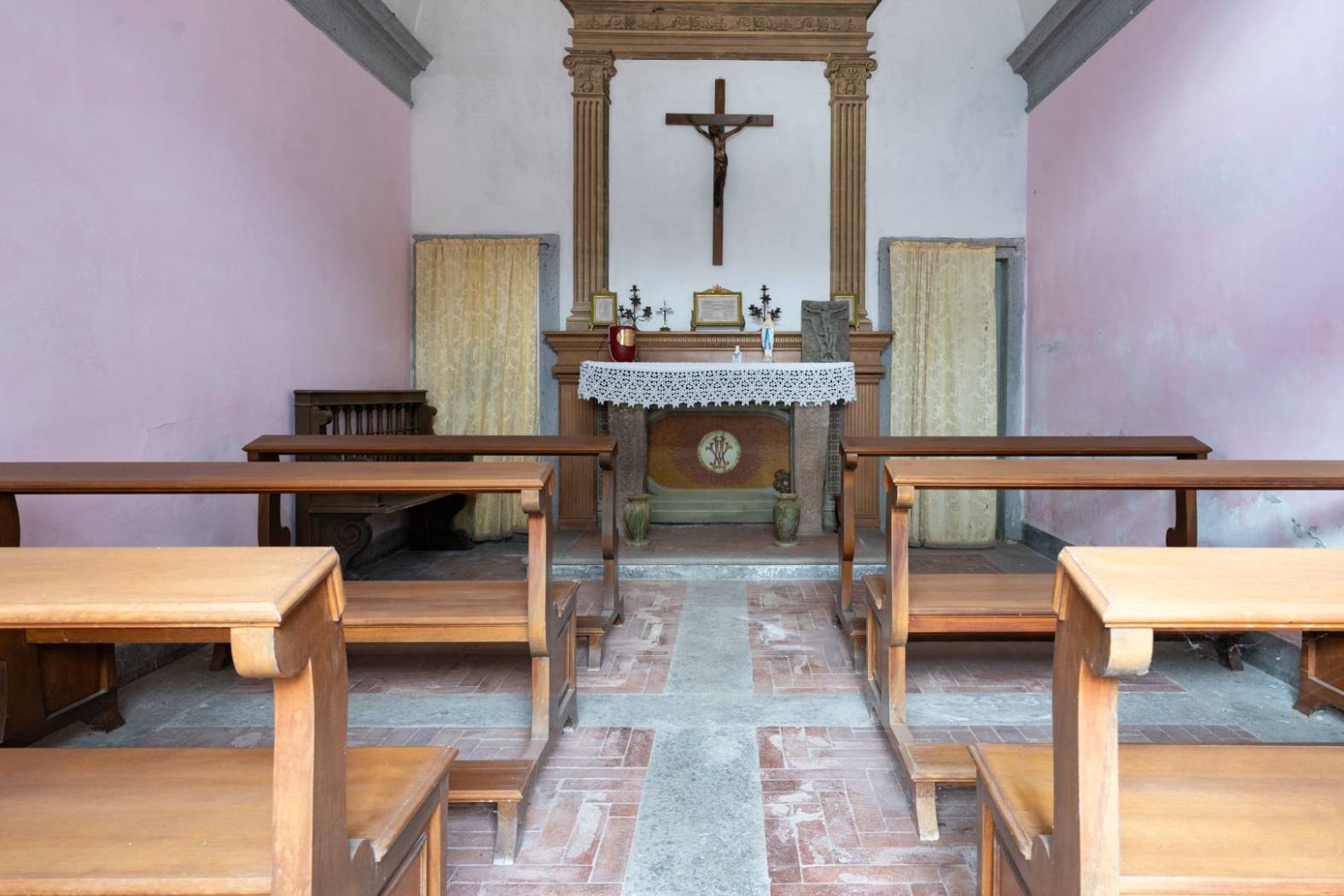 interno chiesa