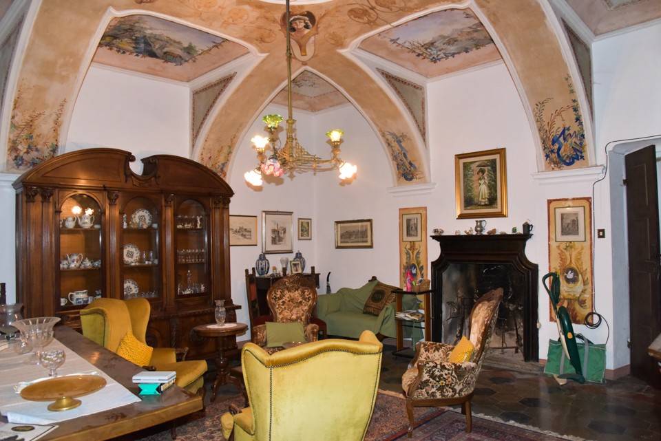 Salone