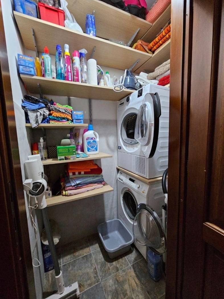 lavanderia/ripostiglio