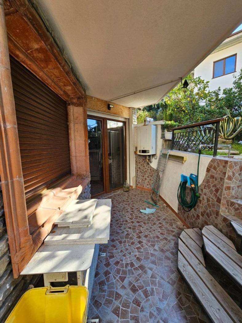 terrazza piano terra