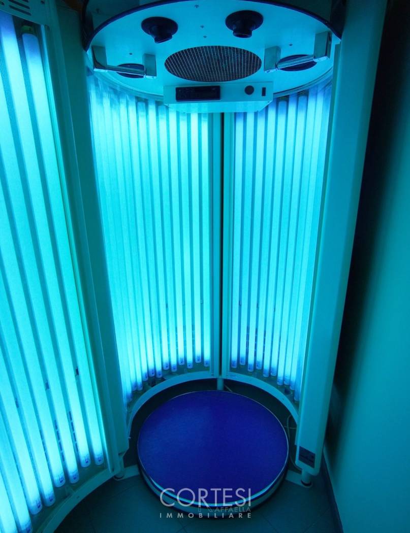 Cabina lampada corpo