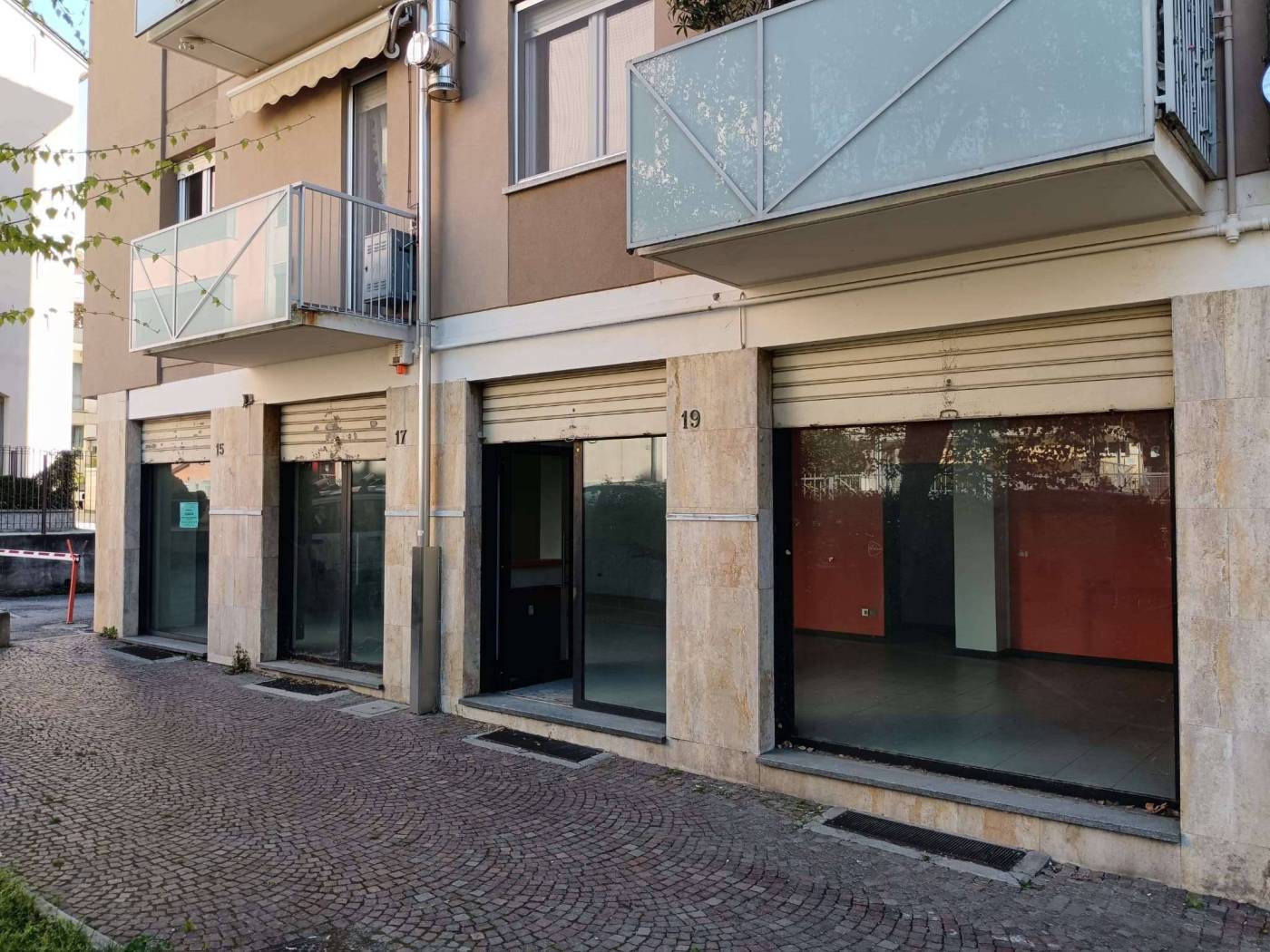 866ae393-b9e4-4dce-ab05-0478ea852e0b