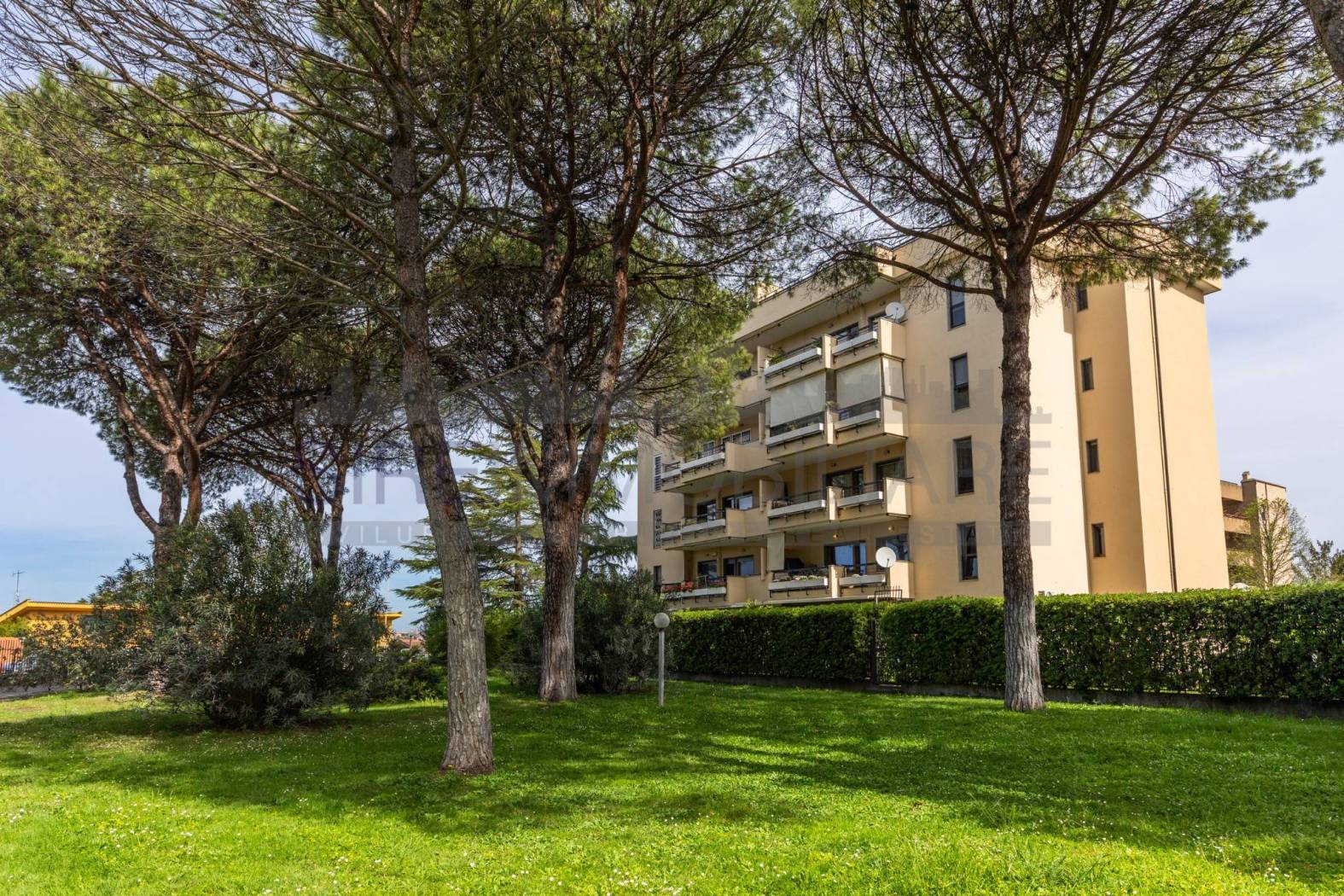 giardino condominiale