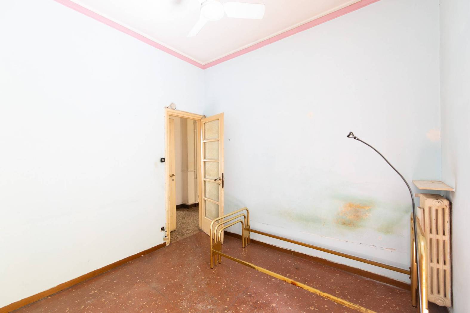 Stanza non arredata Stanza non arredata