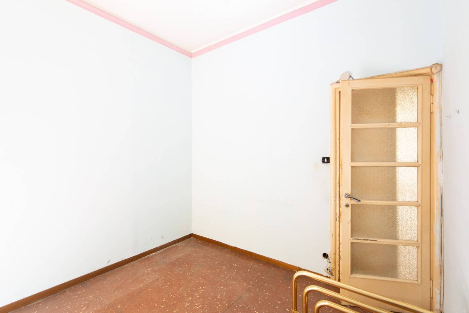 Stanza non arredata Stanza non arredata