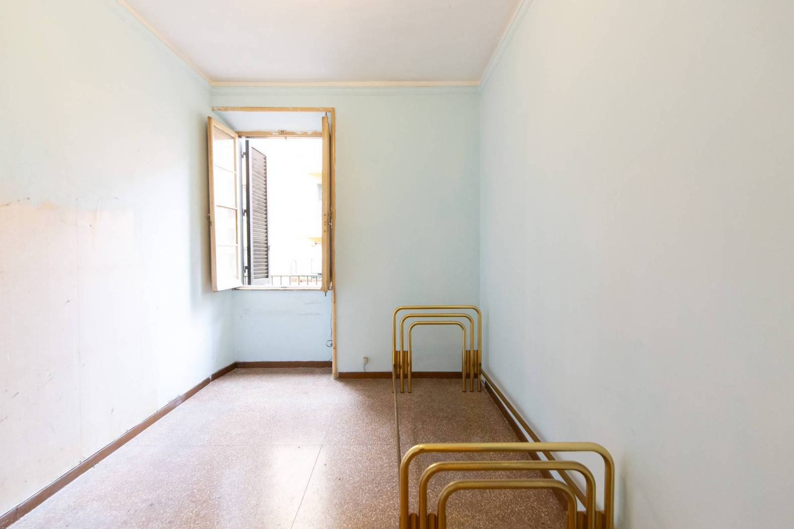 Stanza non arredata Stanza non arredata