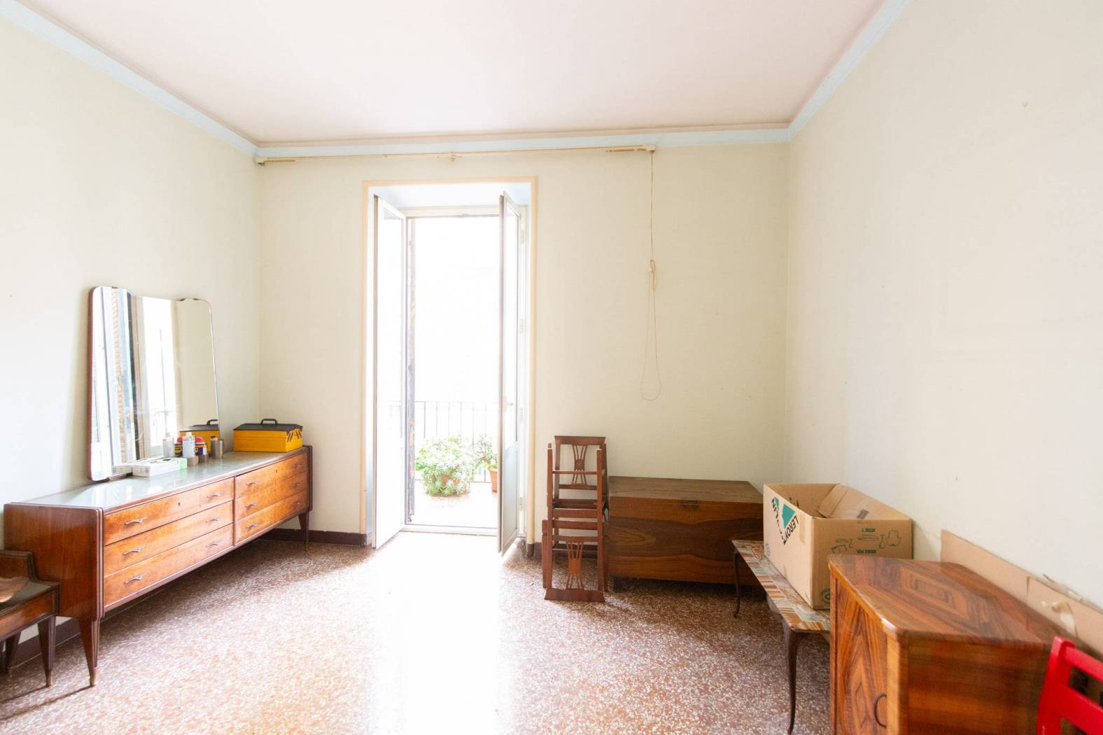 Stanza arredata Stanza arredata