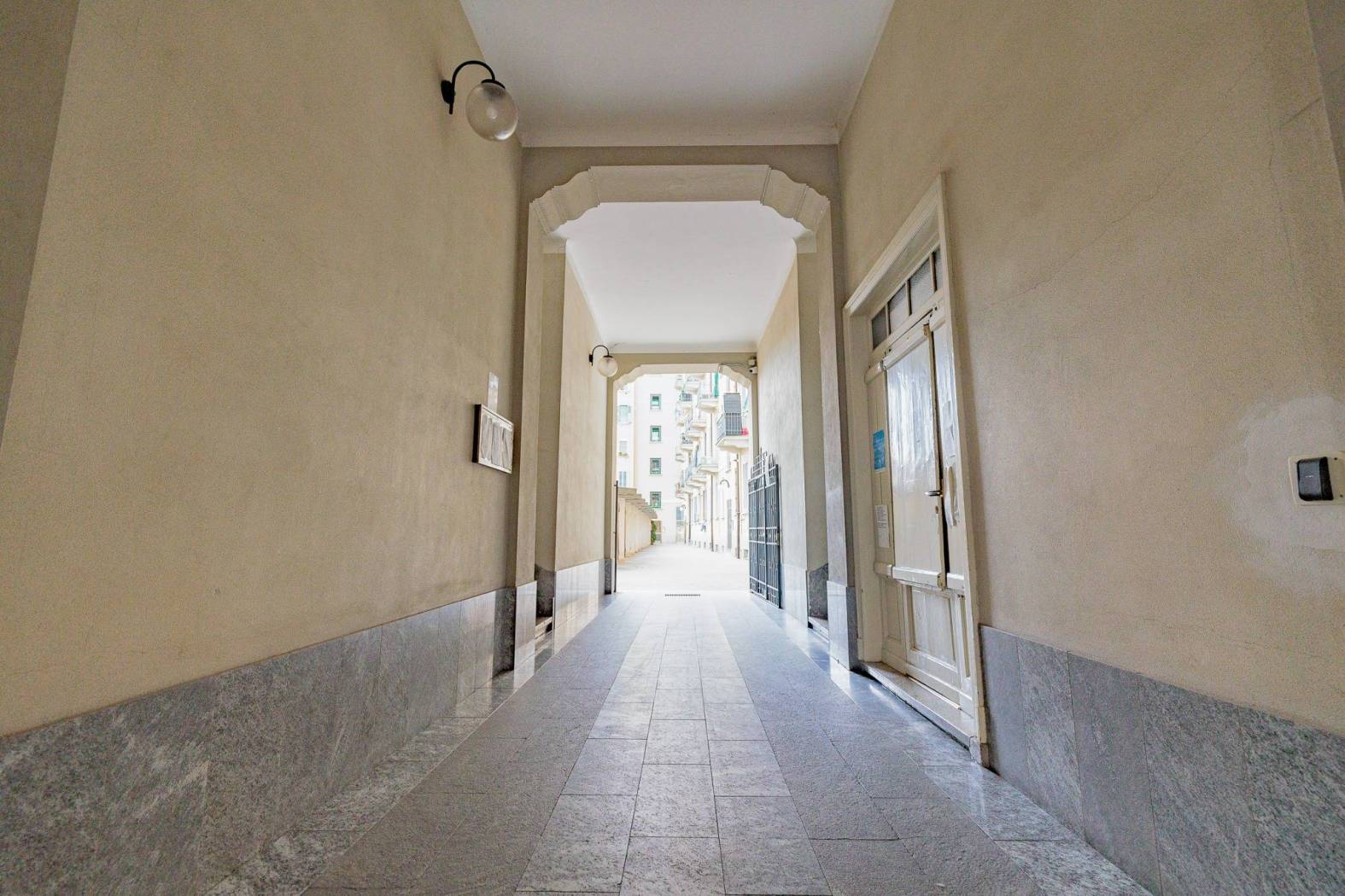 Interno palazzo Interno palazzo
